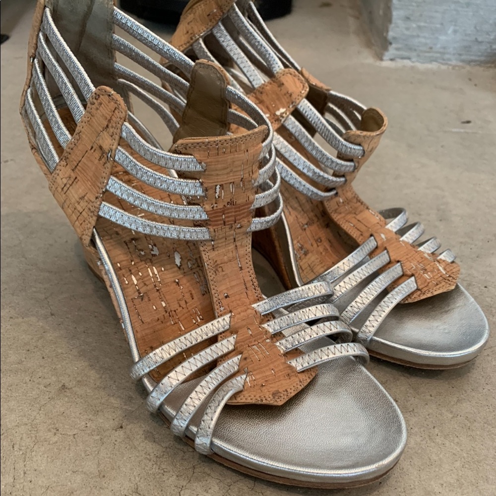 Donald J Pliner Women’s Wedge Heels
